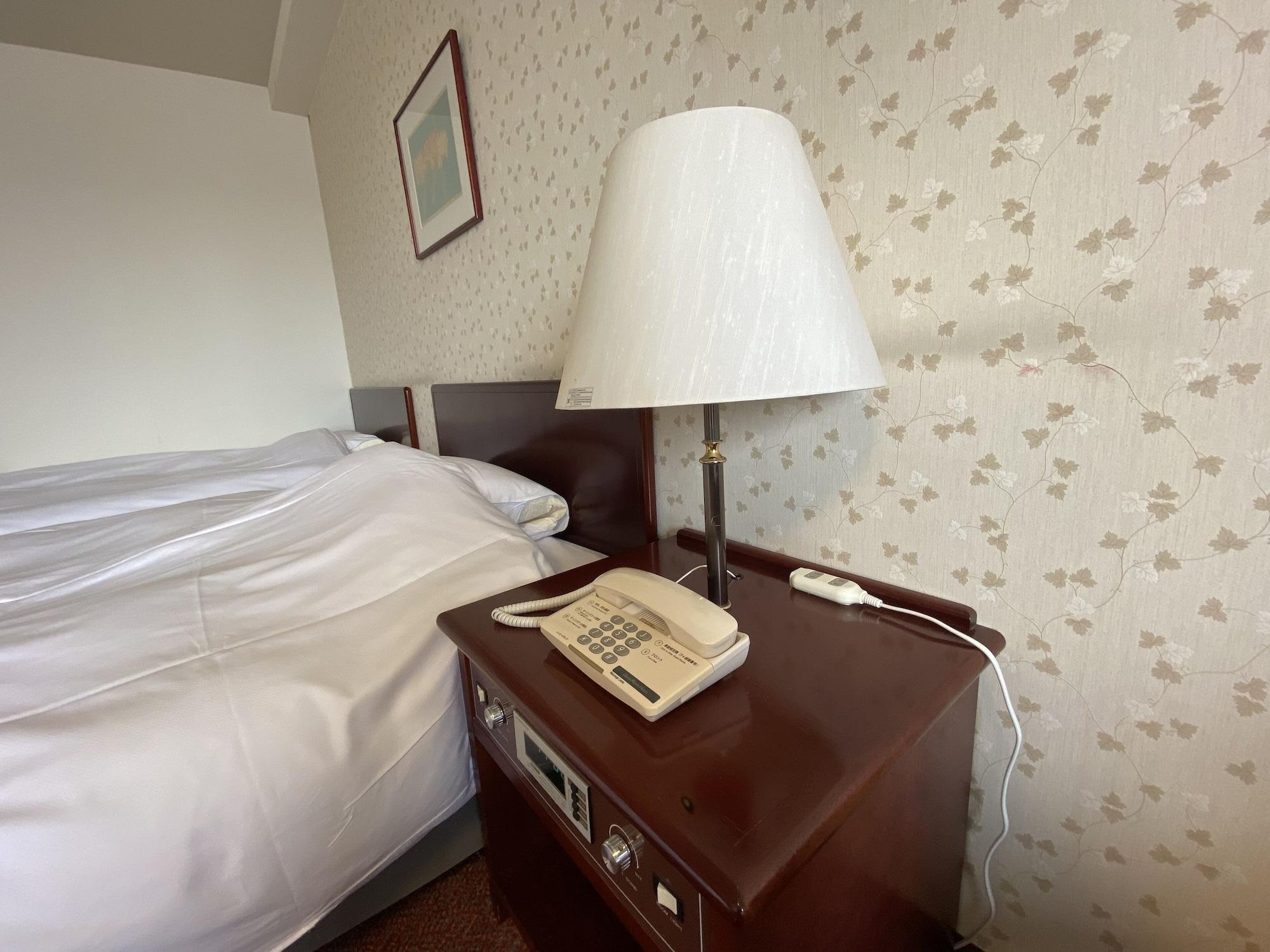 Royal Hotel Насу Екстериор снимка
