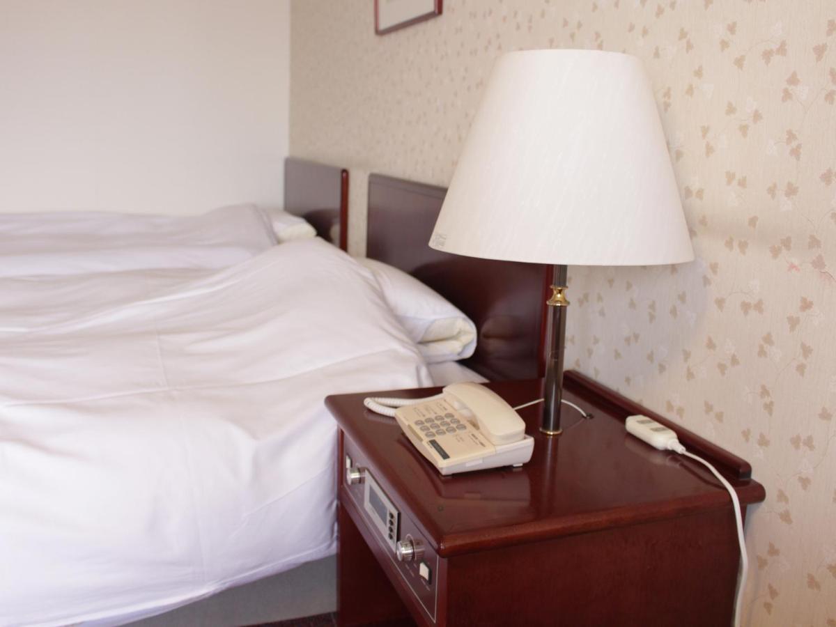 Royal Hotel Насу Екстериор снимка